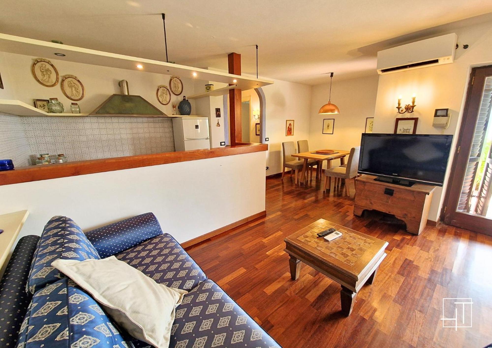 그리나노 Ht - Loft Al Castello Di Miramare Con Vista 아파트 외부 사진